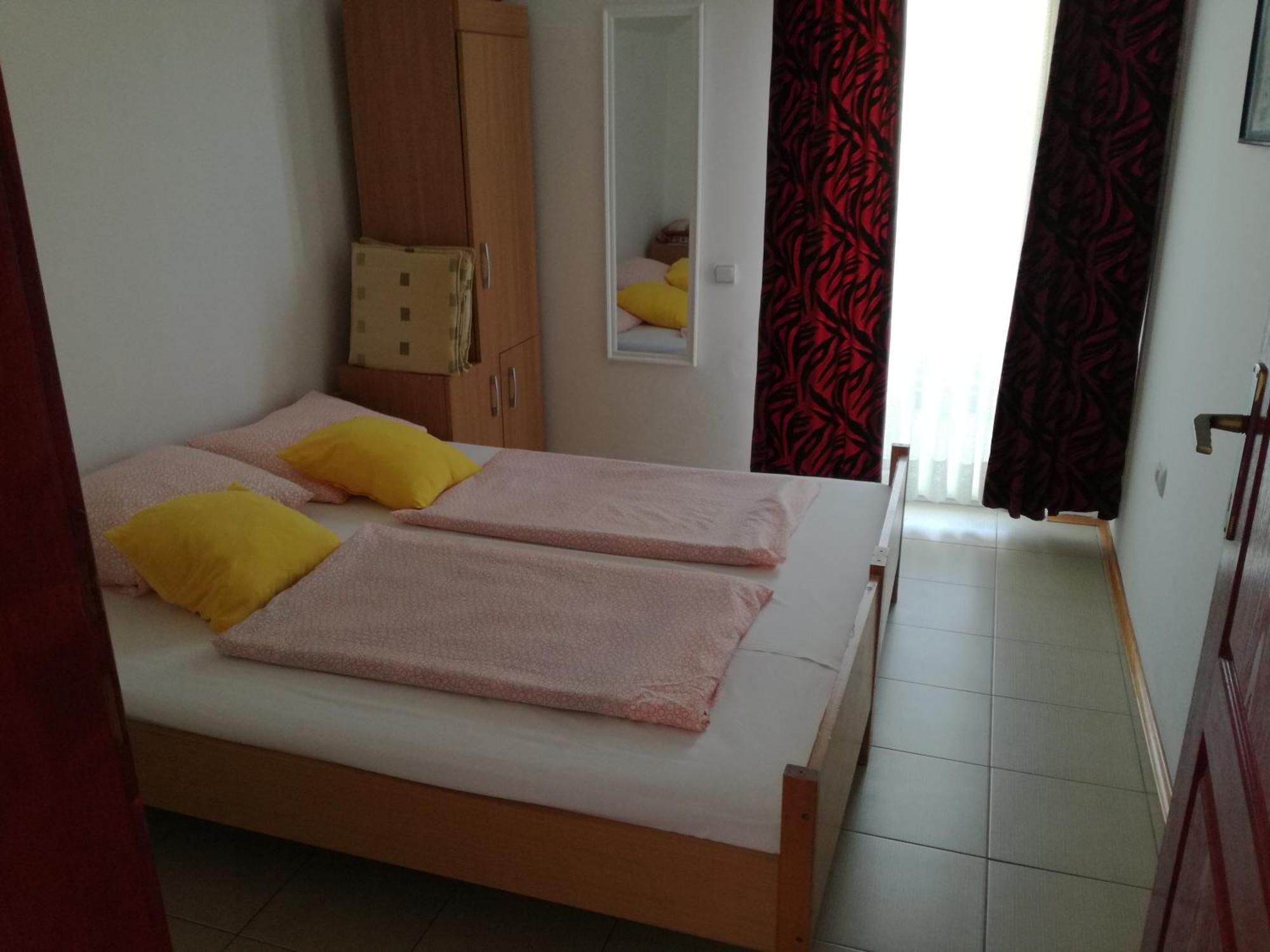טיווט Apartman Irena מראה חיצוני תמונה